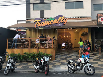 Tropically Açaí