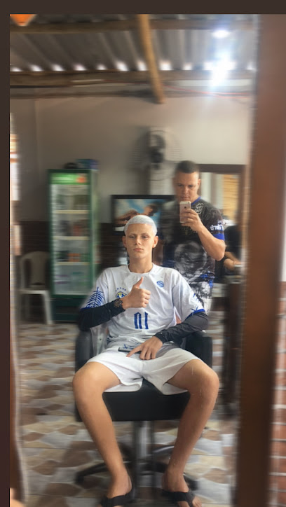 Flavin Barbearia